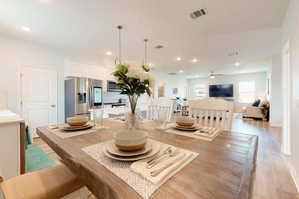 Holiday home Let's Get Beachy! *